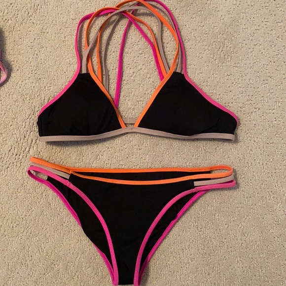 Victoria secret size small for both top and bottom - Picture 1 of 2
